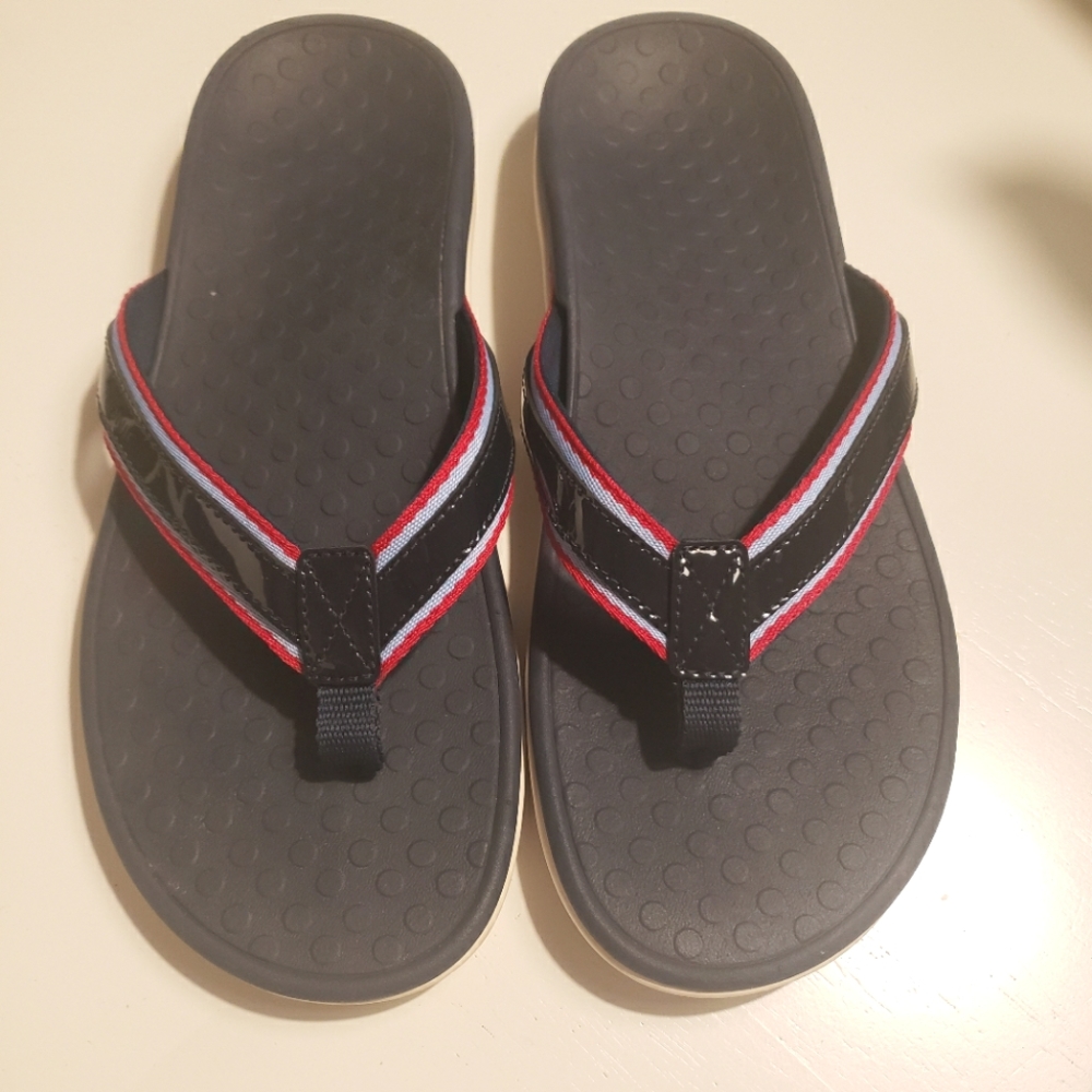 Vionic Tide ll Toe Post sandals